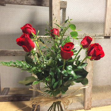 Bouquet de seis rosas rojas
