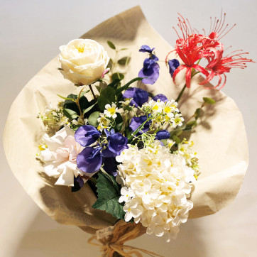 Composición de flor artificial con hortensia-Rebolledo Floristas