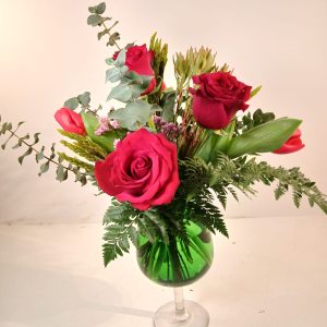 Arreglo floral Rojo en copa