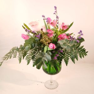 Arreglo con flores Rosas en copa